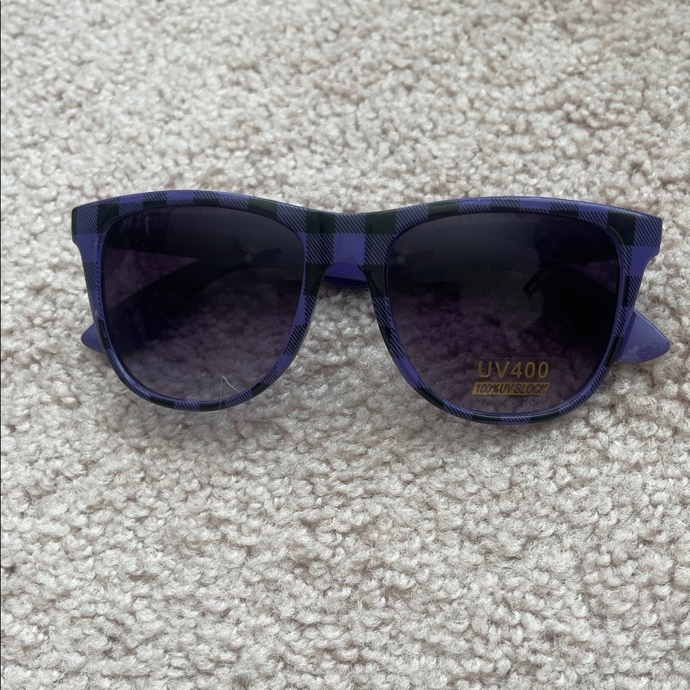 Chic Purple Plaid Sunglasses - Picture 2 of 9
